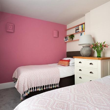 Gulls Rest - Charming Cottage In The Heart Of Historic Dartmouth Exterior foto